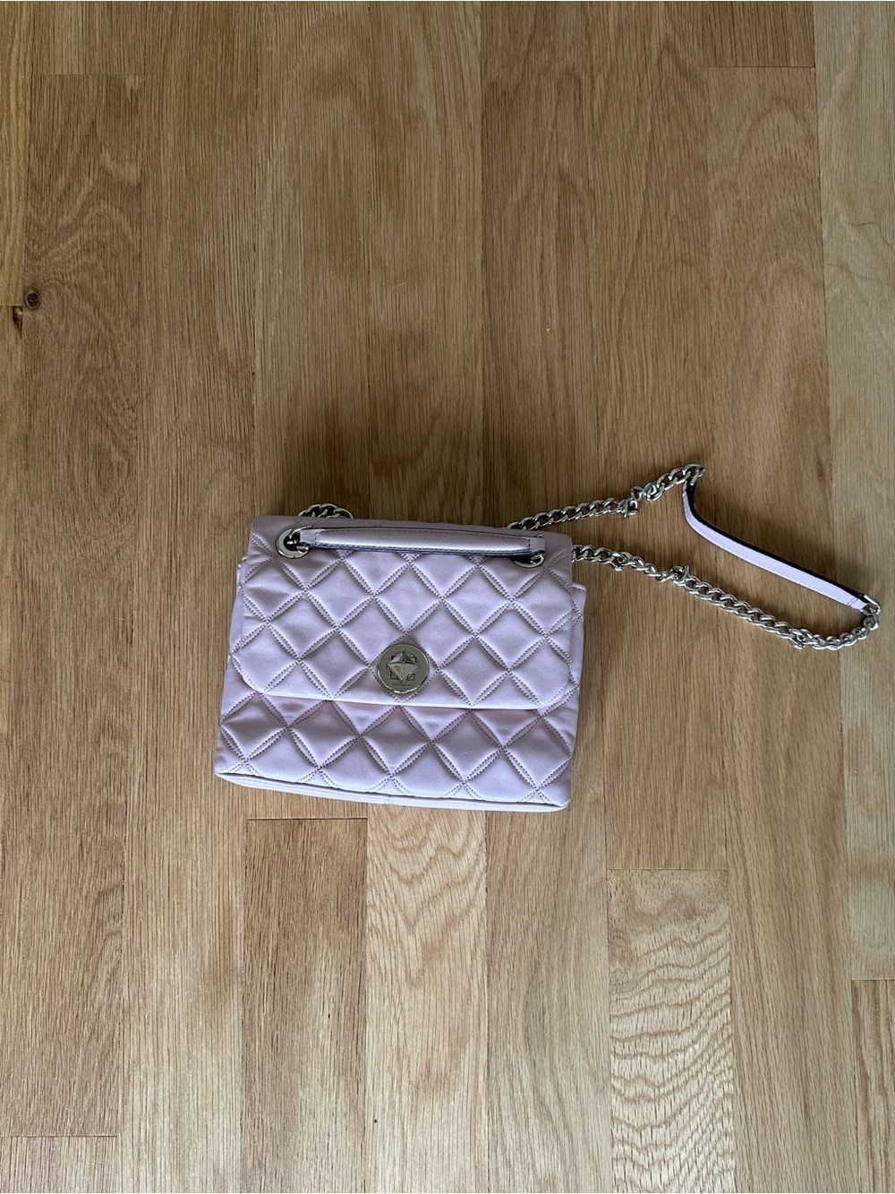 Quilted Chain Shoulder Bag - Pale Pink